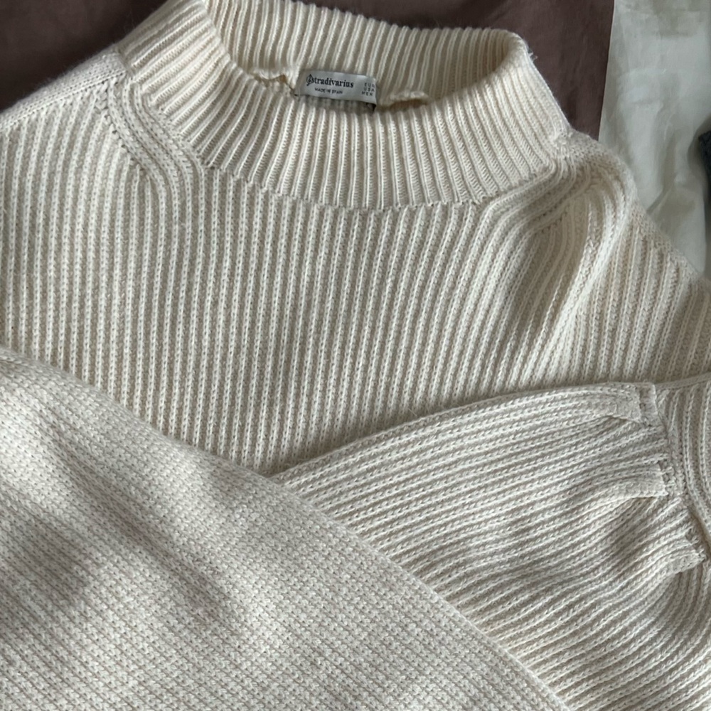 Stradivarius sweatshirt